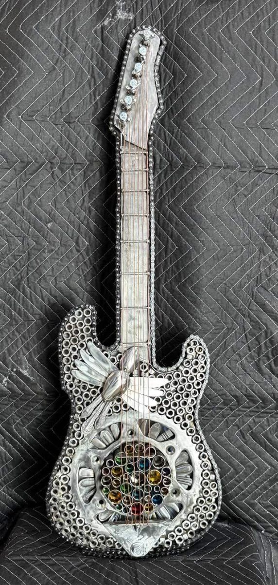 Bird Guitar